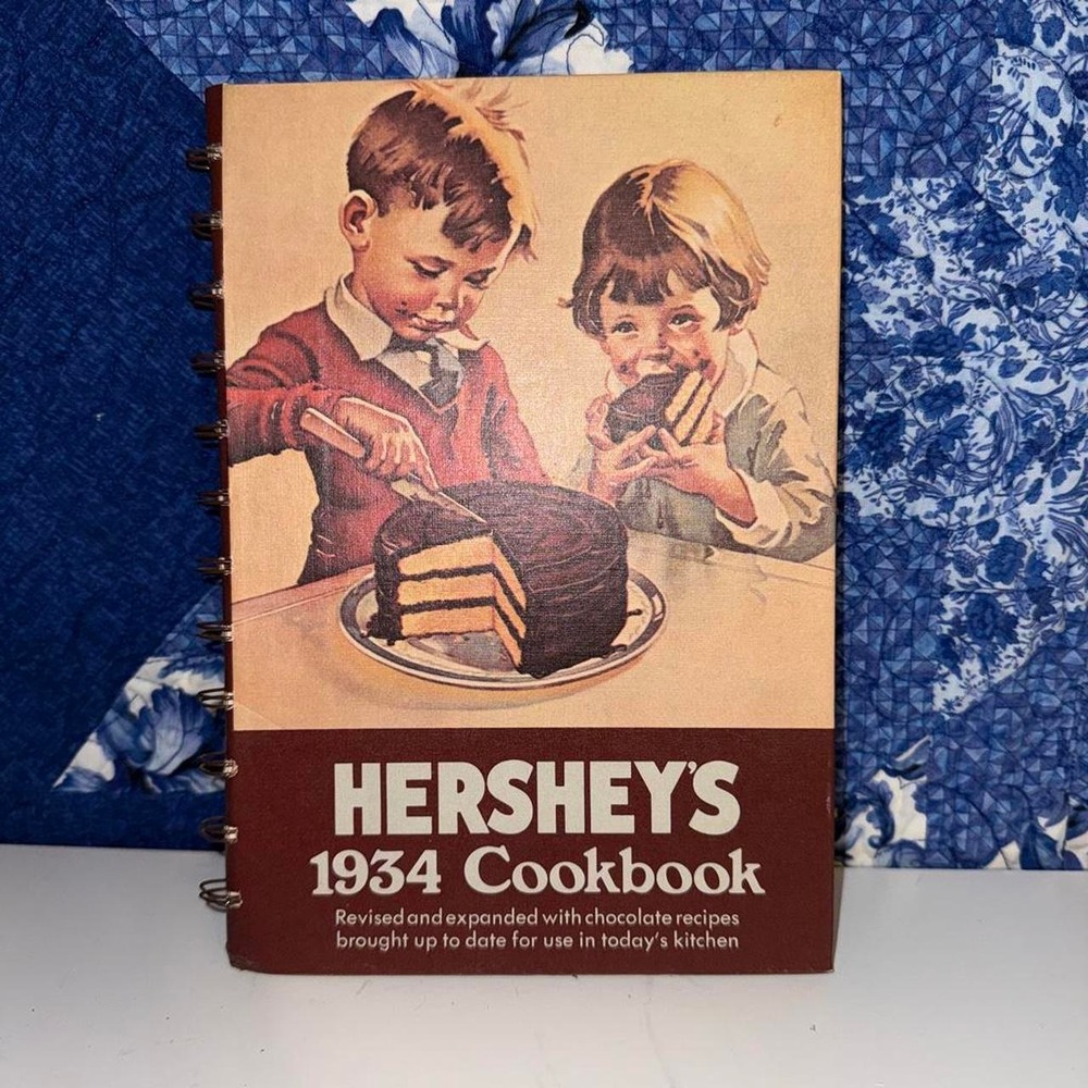 Hershey's 1934 Cookbook Revised Expanded Chocolate Recipes 1983 Spiral Bound